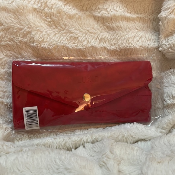 Luxie Gold 8 Piece Brush Set - Picture 3 of 3